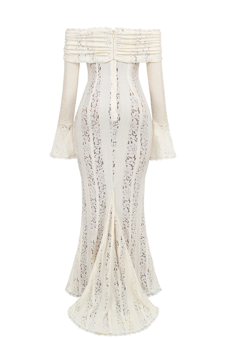 Isolde | Romantic Lace Gown
