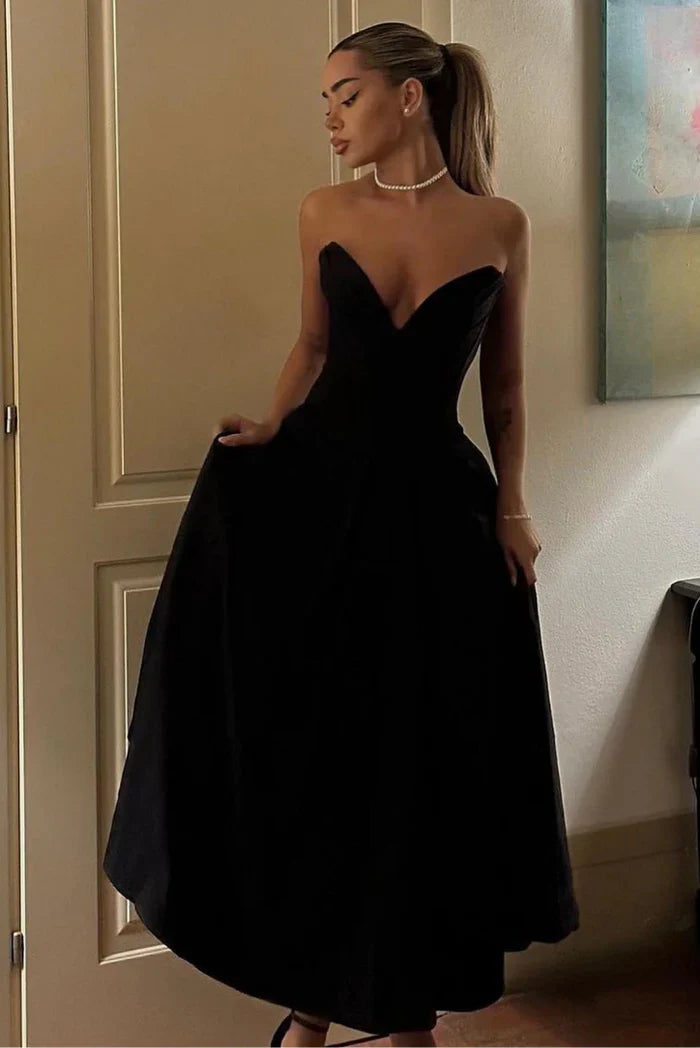 Rilletta | Strapless Sweetheart Dress