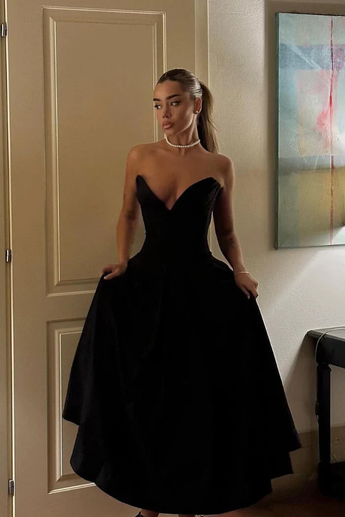 Rilletta | Strapless Sweetheart Dress