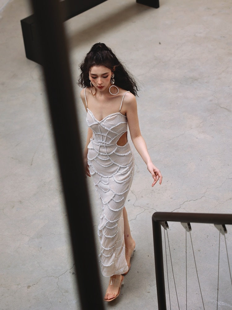 Halvina | Embroidered Cutout Dress