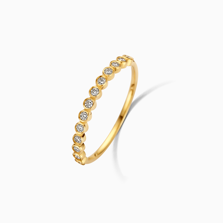 Zinovia | Classic Eternity Band