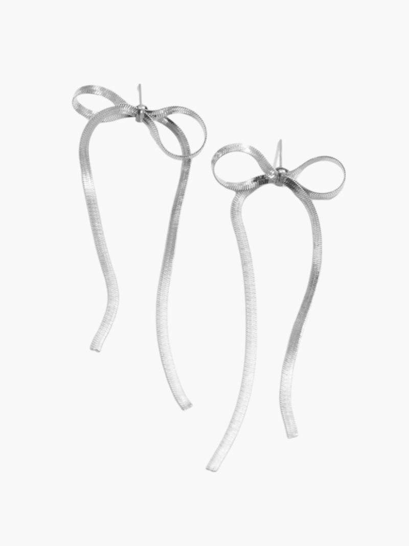 Nemain | Elegant Bow Earrings