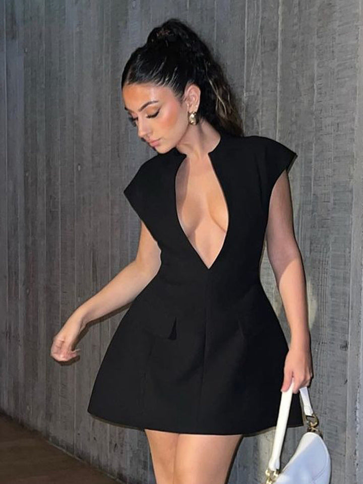 Belora | Plunge Neck Structured Dress