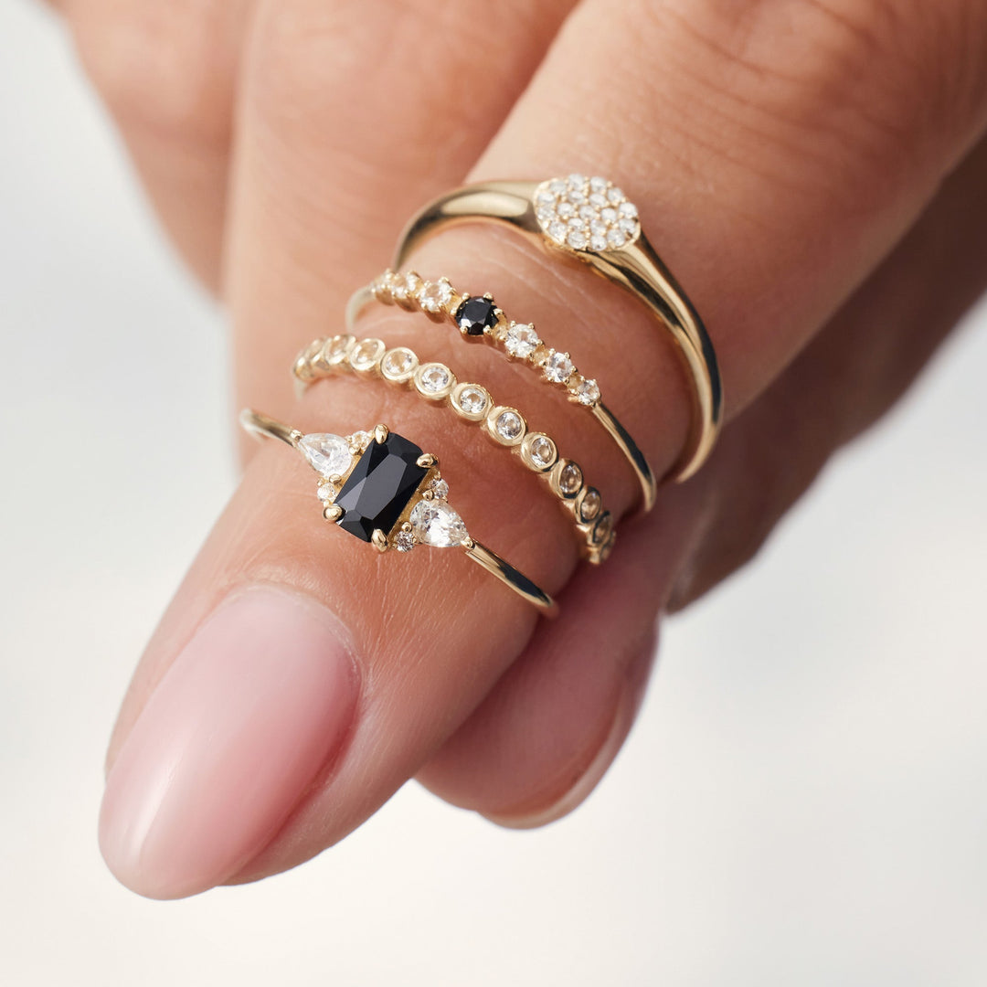 Zinovia | Classic Eternity Band