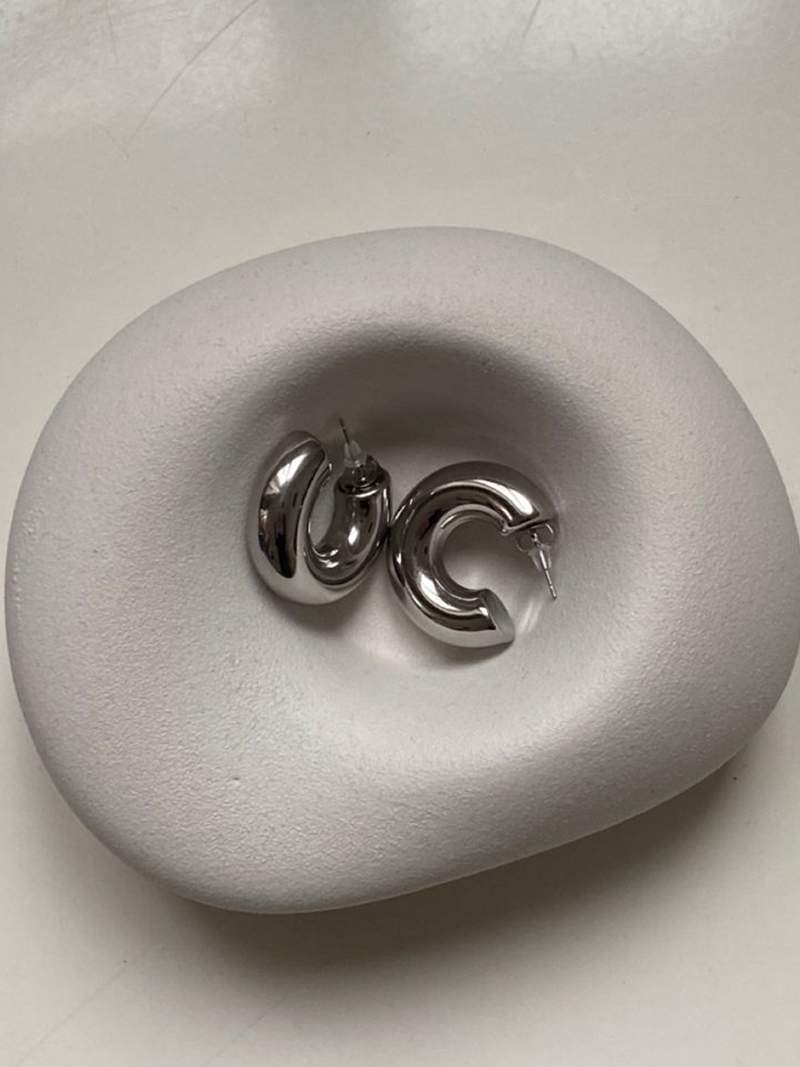 Belphoebe | Chunky C-Hoop Earrings