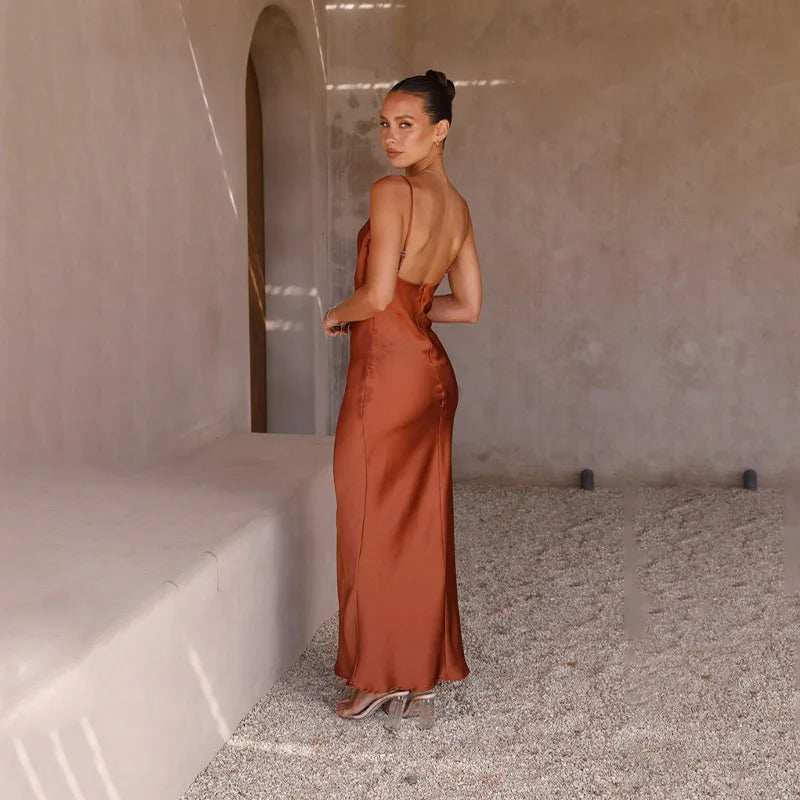 Sorrel | Robe en Satin Rayonnant