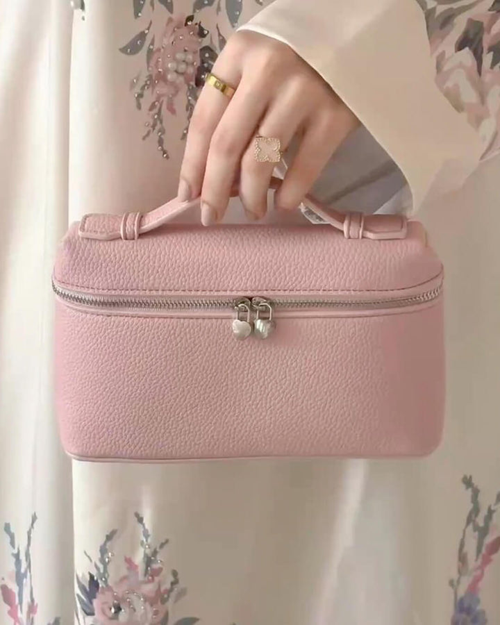 Desdemona | Pebbled Leather Box Bag