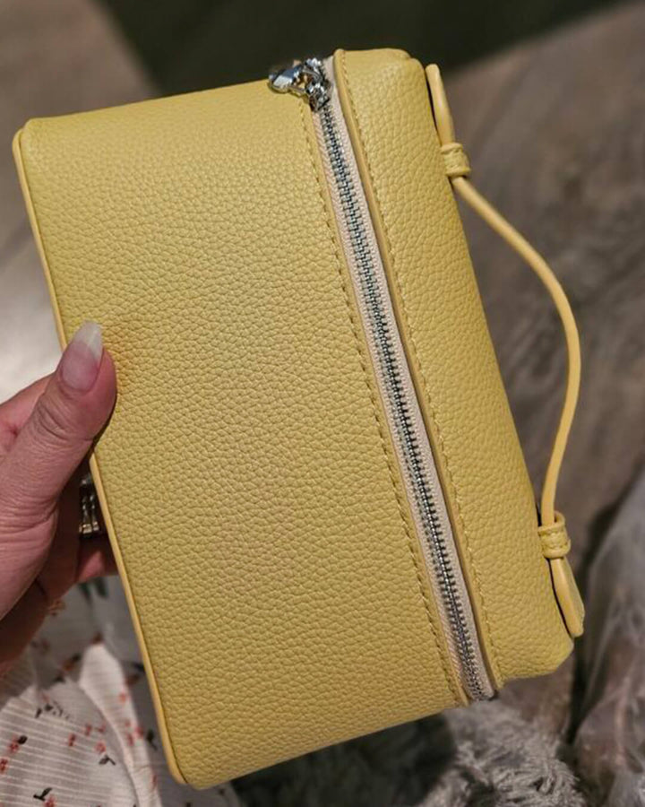 Desdemona | Pebbled Leather Box Bag