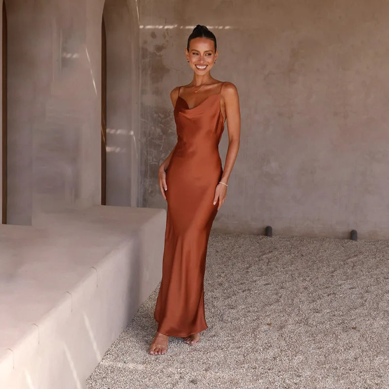 Sorrel | Robe en Satin Rayonnant