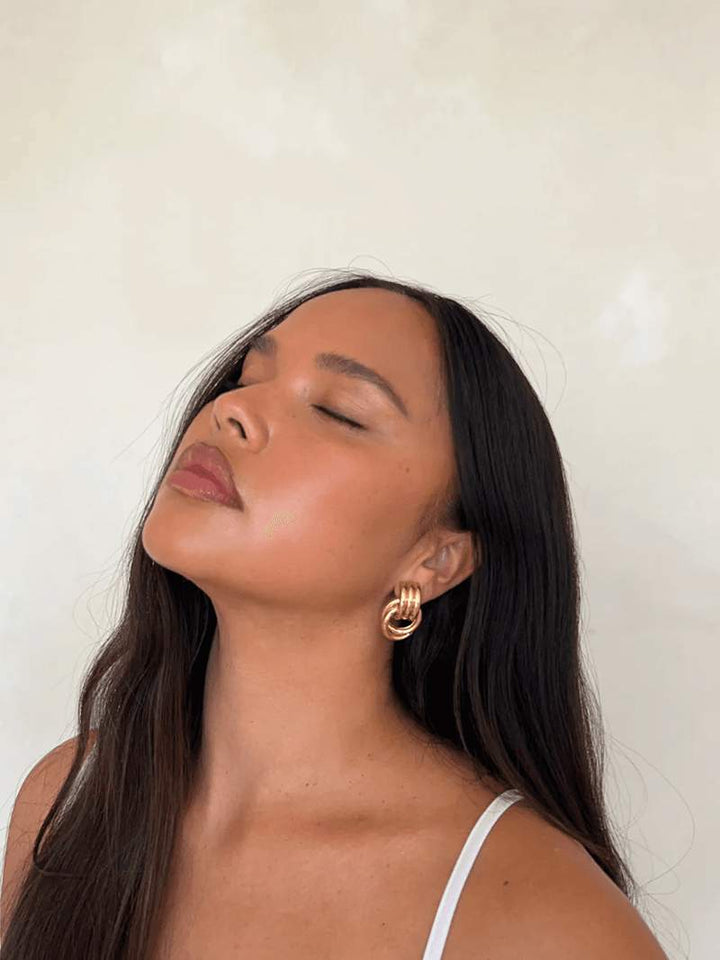 Cleodora | Timeless Knot Earrings