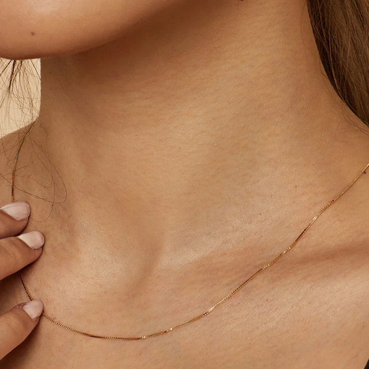 Veloria | Refined Slim Gold Necklace