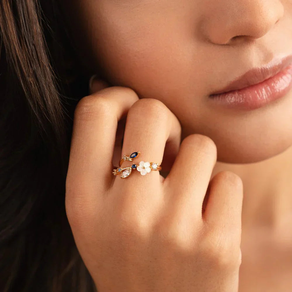 Gwenda | Gold Blossom Ring