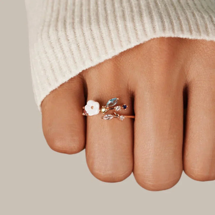 Gwenda | Gold Blossom Ring