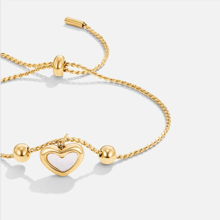 Winola | Heart Charm Bracelet