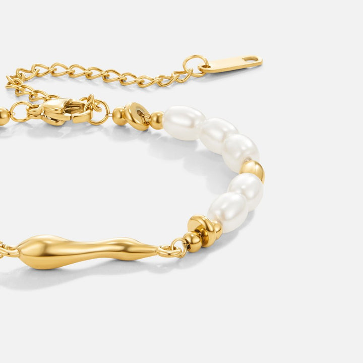Veradis | Golden Wave Pearl Bracelet