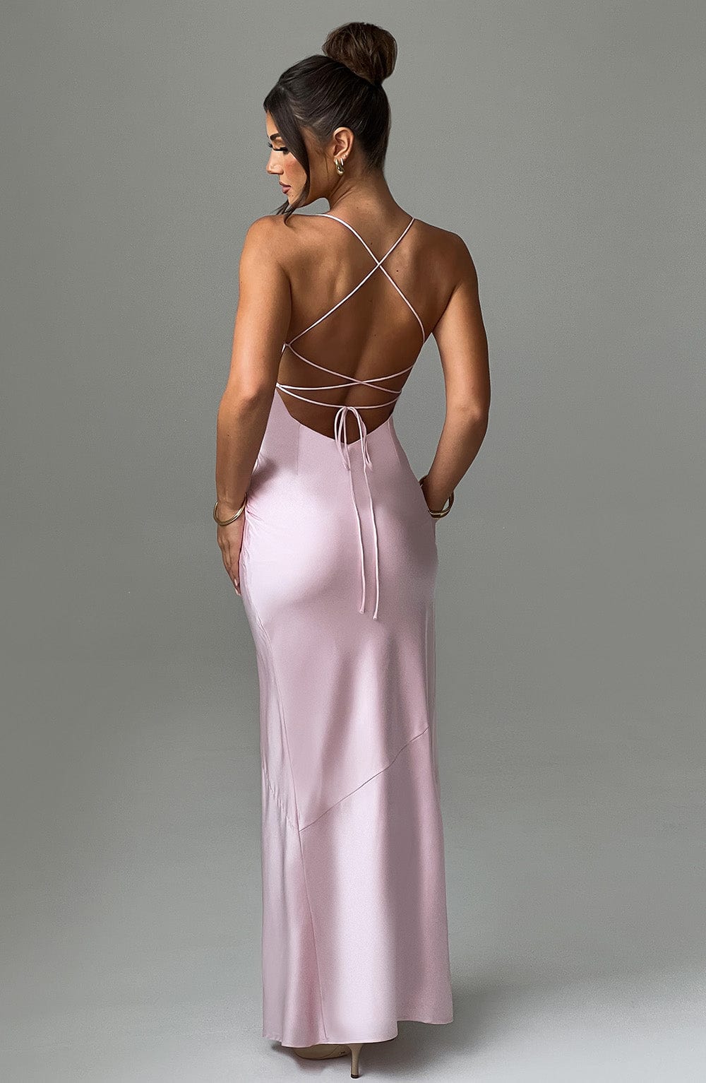 Aria | Chic Slit Dress