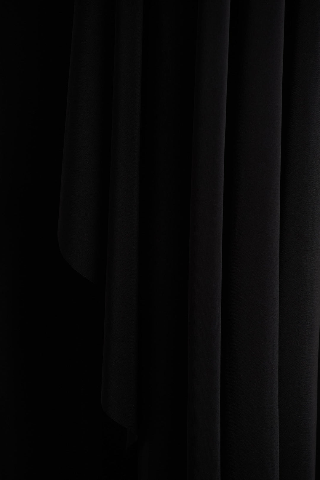 Briony | Black Crew-Neck Maxi Dress With Cape Sleeves