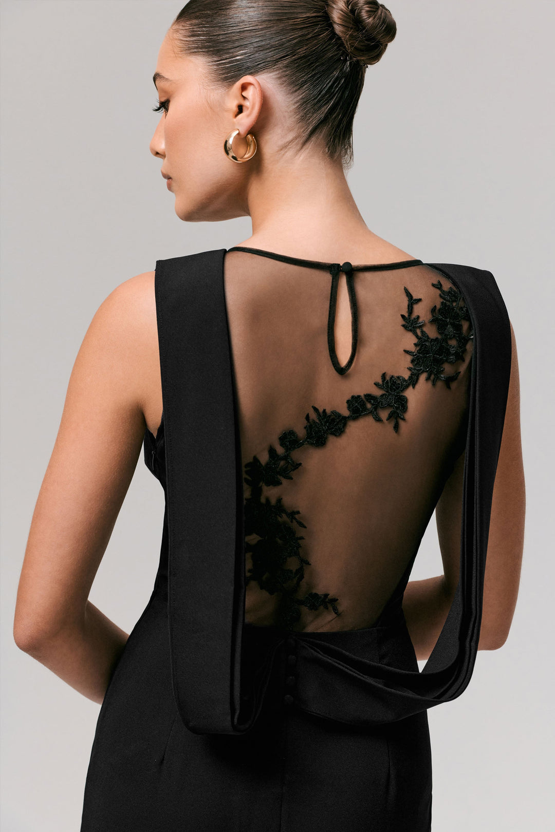 Maxie | Black Round-Neck Maxi Dress With Back Detail