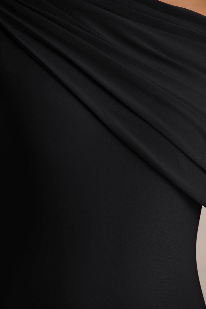 Zendaya | Black Asymmetric-Neck Fishtail Maxi Dress With Sash